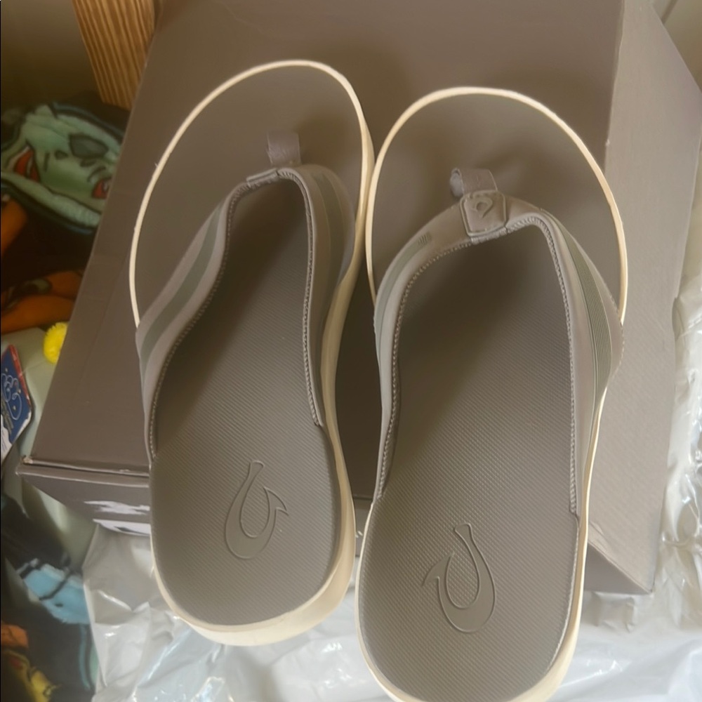 Women's Gray Flip Flops